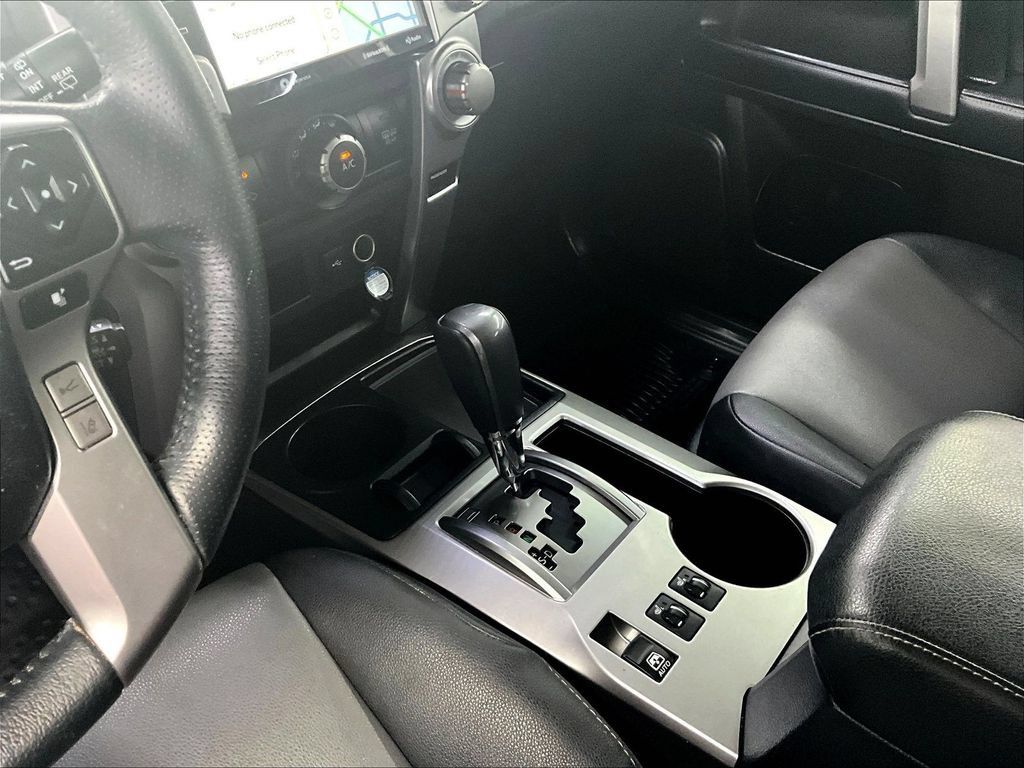 Used 2021 Toyota 4Runner SR5 Premium w/ Moonroof Package RWD image 20