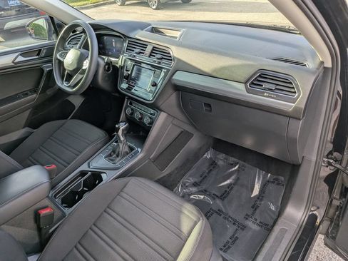 Used 2022 Volkswagen Tiguan S FWD image 10