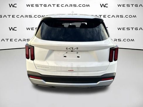 New 2026 Kia Sorento LX FWD image 5