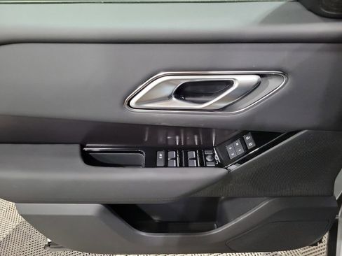 New 2026 Land Rover Range Rover Velar Dynamic SE image 14