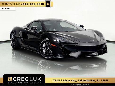Used 2019 McLaren 570S Spider image 1