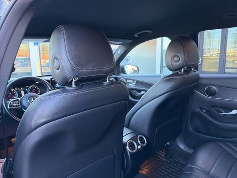 Used 2022 Mercedes-Benz GLC 300 4MATIC image 22