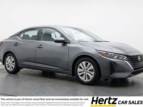 Used 2025 Nissan Sentra S image 1