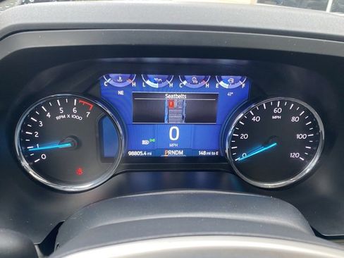 Used 2023 Ford Expedition XLT image 19