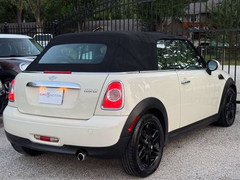 Used 2014 MINI Cooper Convertible FWD image 9