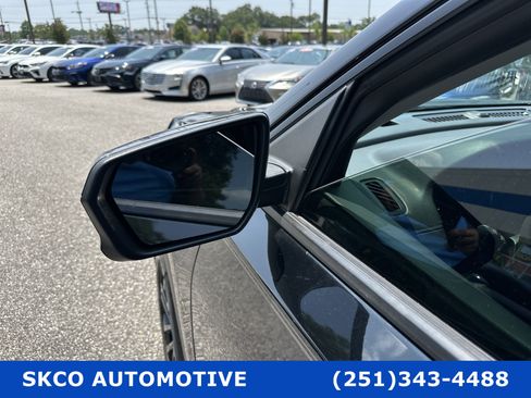 Used 2022 GMC Terrain SLE w/ Driver Convenience Package image 10