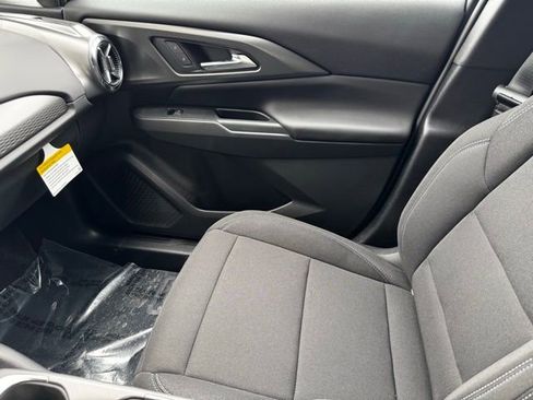 New 2026 Chevrolet Equinox EV LT image 21