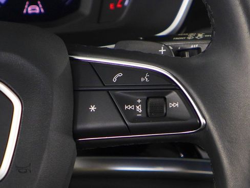 Used 2023 Audi Q3 2.0T Premium w/ Convenience Package image 29