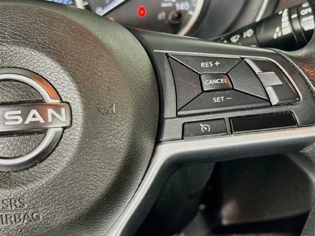 Used 2022 Nissan Kicks S FWD image 12
