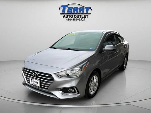 Used 2022 Hyundai Accent SEL FWD image 4
