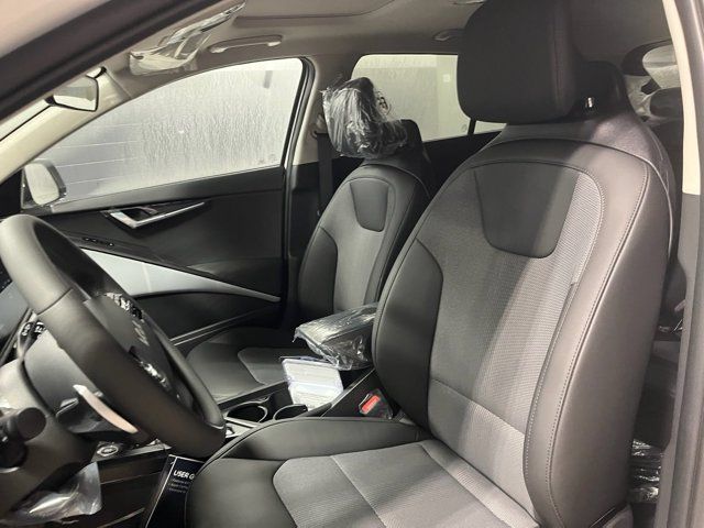 Used 2025 Kia Niro EX Touring FWD image 12