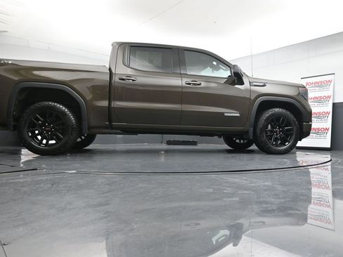 Used 2024 GMC Sierra 1500 Elevation image 38