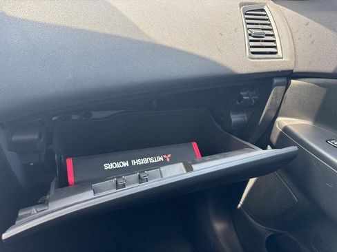 Used 2018 Mitsubishi Outlander Sport ES FWD image 29