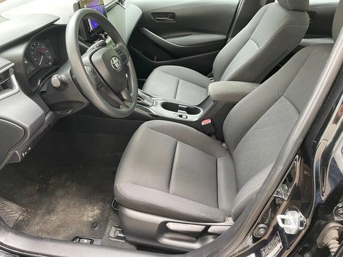 Used 2023 Toyota Corolla LE FWD image 10