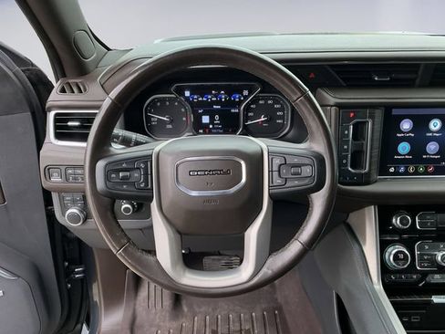 Used 2021 GMC Yukon Denali w/ Denali Premium Package AWD/4WD image 12