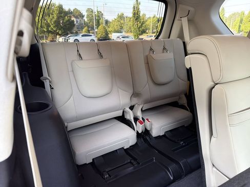 Used 2021 Lexus GX 460 Premium w/ Premium Package AWD/4WD image 22