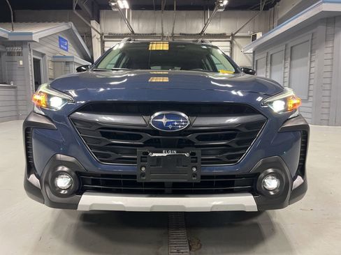 Certified 2025 Subaru Outback Limited w/ Tech Package 2 AWD/4WD image 3