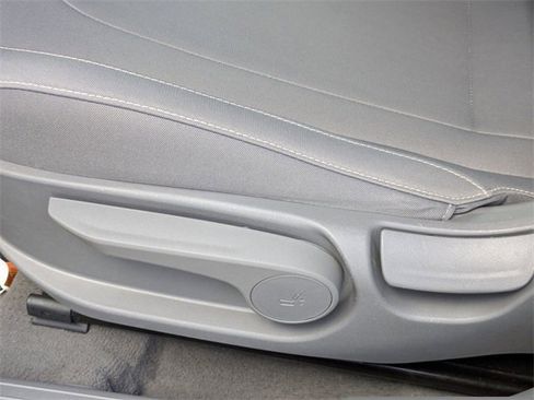 Used 2023 Hyundai Elantra SEL w/ Convenience Package image 19