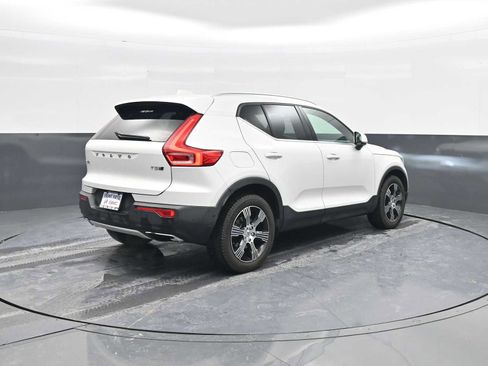 Used 2020 Volvo XC40 T5 Inscription image 8