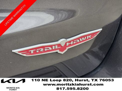 Used 2019 Jeep Grand Cherokee Trailhawk w/ Trailhawk Luxury Group AWD/4WD image 16