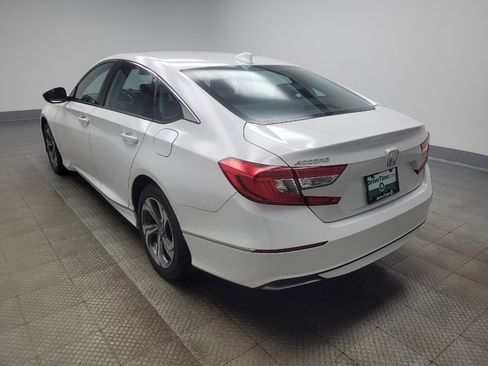 Used 2018 Honda Accord EX image 5