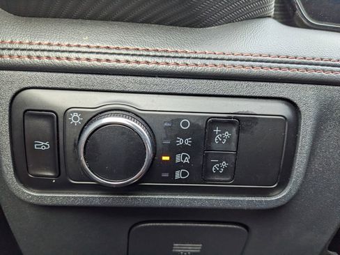 Used 2024 Ford Mustang Premium image 50