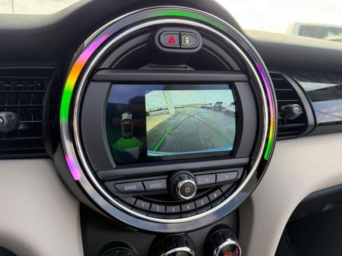 Used 2021 MINI Cooper S w/ Signature Upholstery Package image 32