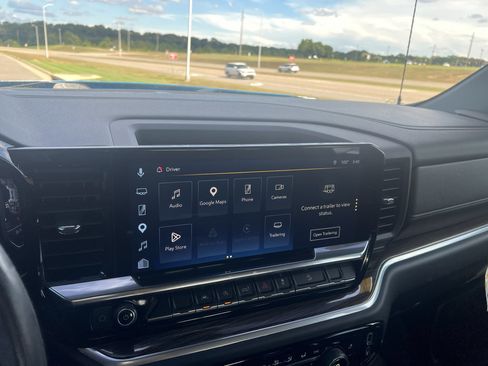 Used 2022 Chevrolet Silverado 1500 RST AWD/4WD image 24