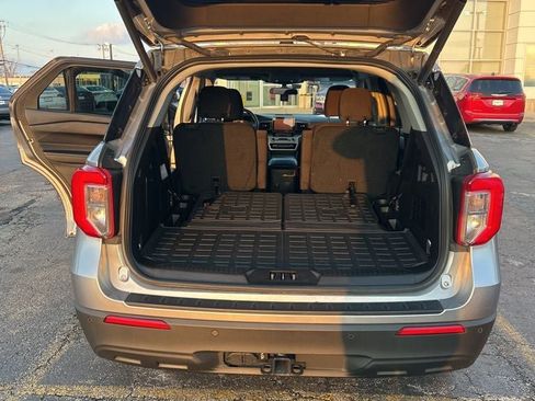 Used 2023 Ford Explorer XLT w/ Class IV Trailer Tow Package image 14