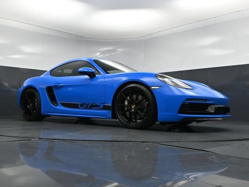 Used 2024 Porsche 718 Cayman GTS RWD image 28