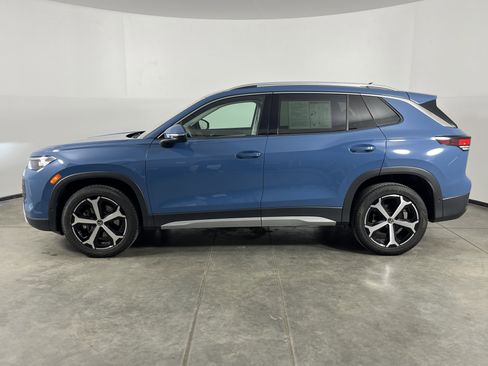 Certified 2025 Volkswagen Tiguan SE AWD/4WD image 37