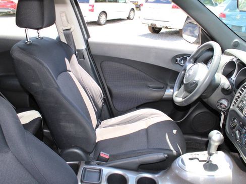 Used 2011 Nissan Juke S AWD/4WD image 11