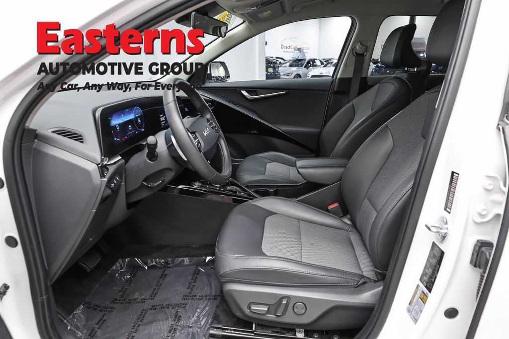 Used 2024 Kia Niro Wind w/ Wind Preserve Package FWD image 14