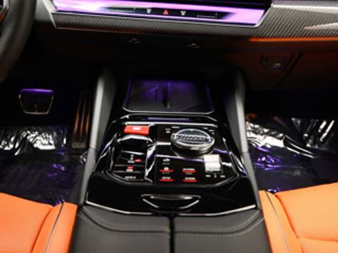 Used 2026 BMW M5 w/ Carbon Package image 87