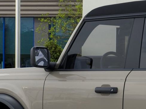 New 2025 Ford Bronco 4-Door AWD/4WD image 23