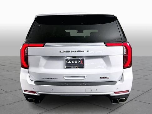 Used 2026 GMC Yukon XL Denali w/ Sun & Power Step Package image 4