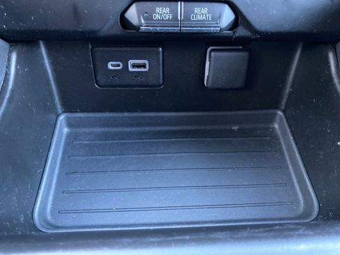 Used 2023 Chevrolet Tahoe LS image 35