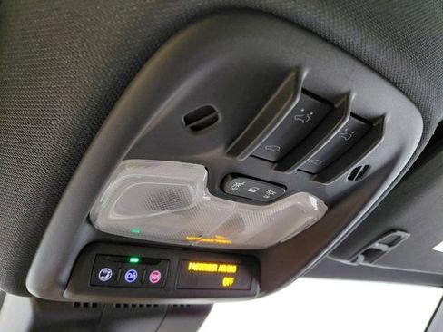 Used 2024 Chevrolet Colorado LT w/ LT Convenience Package III image 41