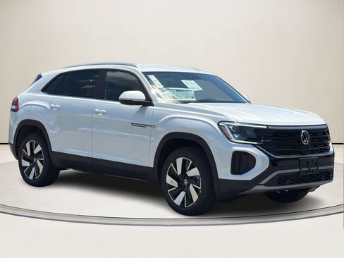 New 2026 Volkswagen Atlas Cross Sport SE AWD/4WD image 1