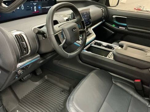 New 2026 Ford Expedition Max Platinum w/ Stealth Performance Package AWD/4WD image 14