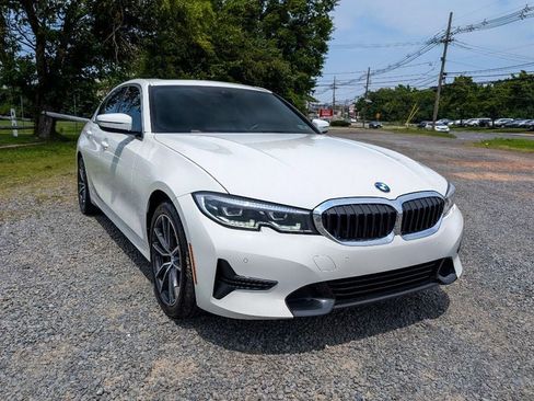 Used 2021 BMW 330i xDrive Sedan w/ Premium Package AWD/4WD image 3