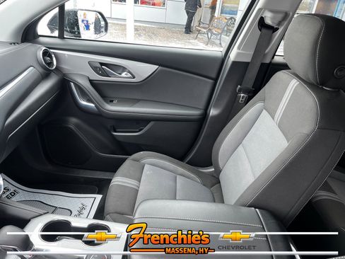 Used 2023 Chevrolet Blazer LT w/ Driver Confidence Package AWD/4WD image 19