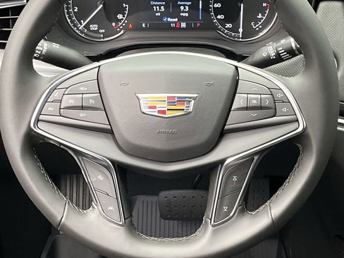 New 2026 Cadillac XT5 Luxury w/ LPO, Floor Liner Package AWD/4WD image 13