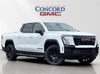 Used 2026 GMC Sierra EV Elevation w/ LPO, Elevation Dark Package video 2
