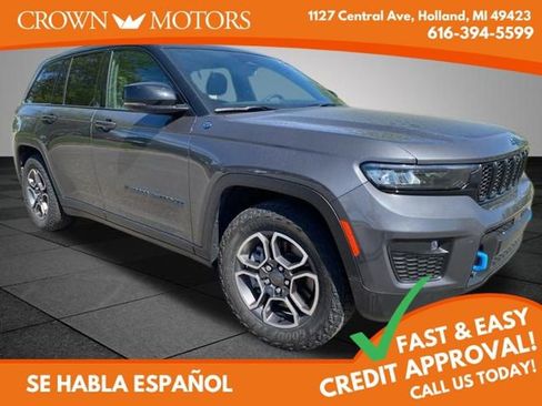 Used 2022 Jeep Grand Cherokee Trailhawk AWD/4WD image 1