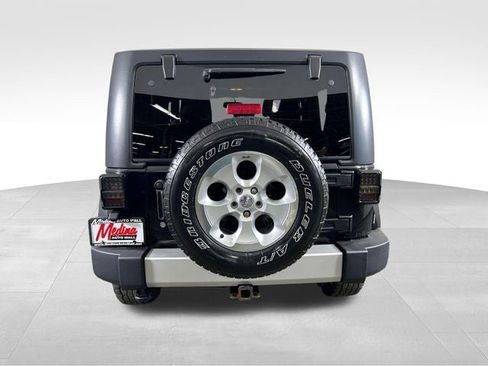 Used 2014 Jeep Wrangler Sahara w/ Connectivity Group AWD/4WD image 6