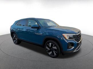 Used 2025 Volkswagen Atlas Cross Sport SE video 2