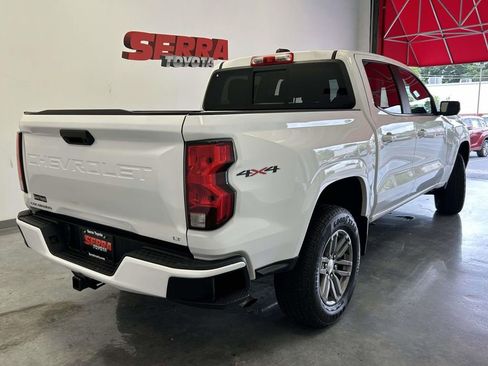 Used 2023 Chevrolet Colorado LT w/ LT Convenience Package AWD/4WD image 3