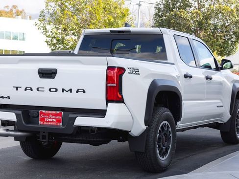 New 2026 Toyota Tacoma TRD Off-Road image 4