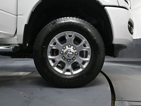 Used 2019 RAM 3500 Big Horn w/ Towing Technology Group image 17